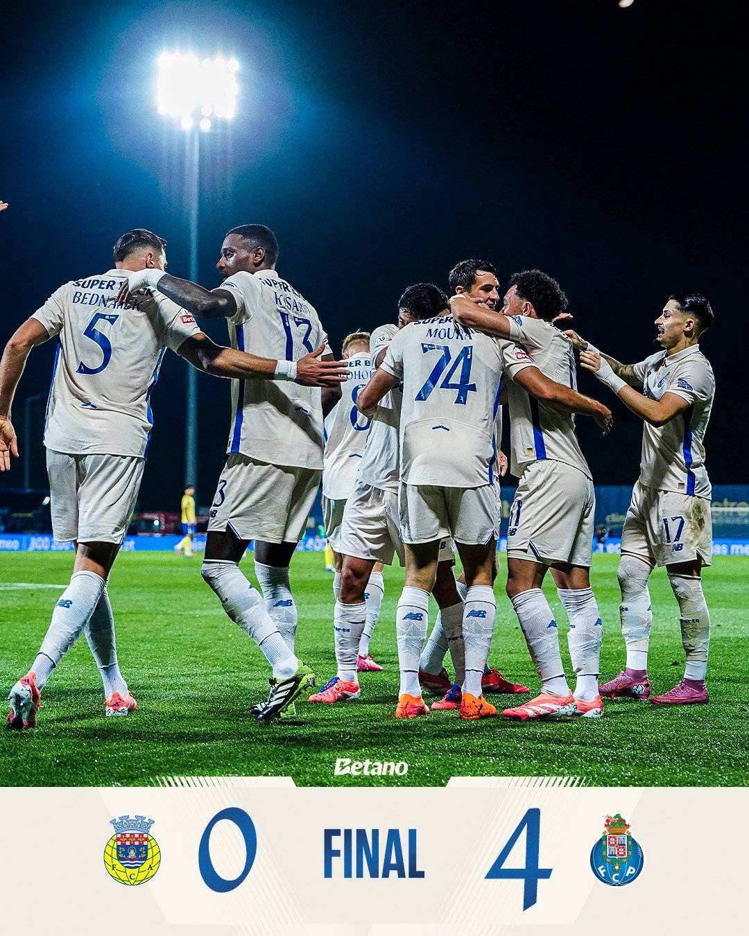 包含里程碑夜底特律活塞复出首秀,葡超冲刺阶段刷纪录,压力陡增,纪律约束更严格的词条 包含里程碑夜底特律活塞复出首秀,葡超冲刺阶段刷纪录,压力陡增,纪律约束更严格的词条