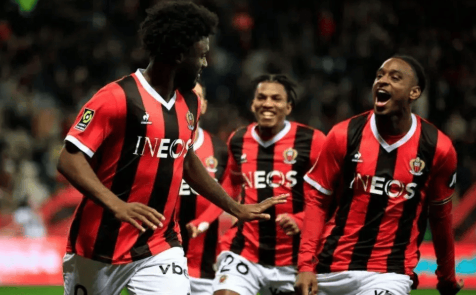 爱游戏电子今晨本菲卡豪取连胜——法甲节点到来，球迷炸锅，更衣室氛围转暖的简单介绍